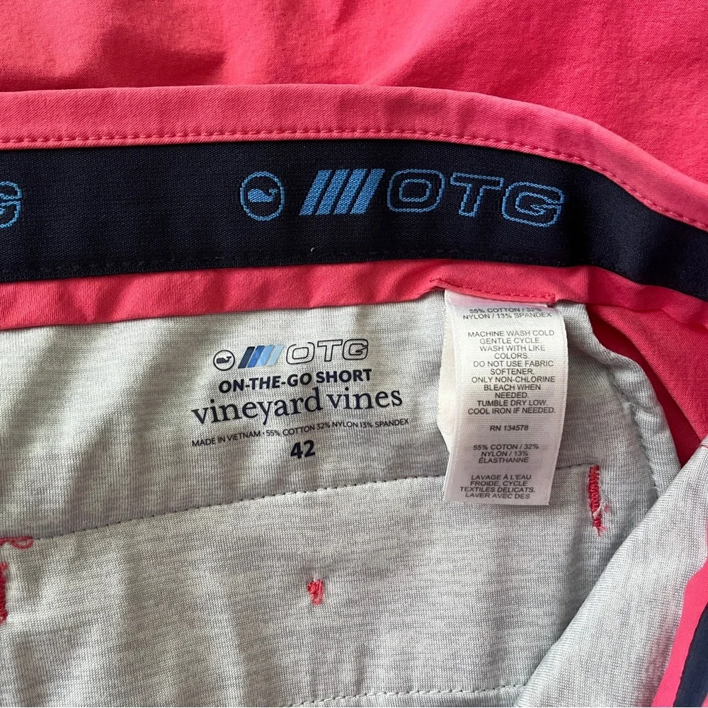 Vineyard Vines Pink ‘On the Go’ Shorts, Size 42